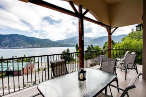 Lake Chelan Manson Bay Condo with Pool Access!